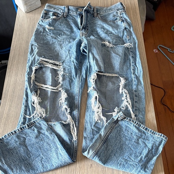 Aeropostale Denim - Aeropostale Women’s High Rise Baggy Distressed Jeans Size 6 Light Wash